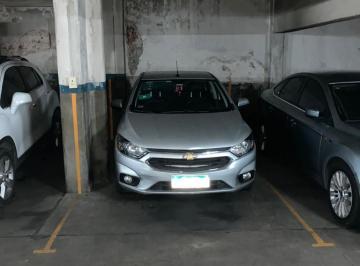 Garage · 12m² · Cochera en Venta Sobre Carabobo