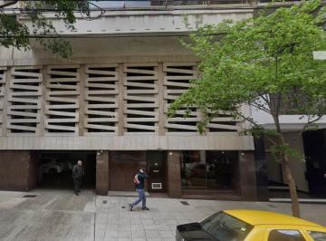 Garage · 12m² · Cochera en Venta en Recoleta, Oportunidad