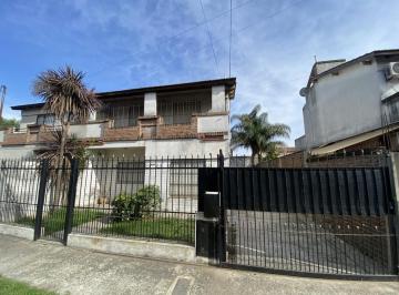 Casa · 120m² · 4 Ambientes · Casa 4 Ambientes en Alquiler - Ciudad Evita