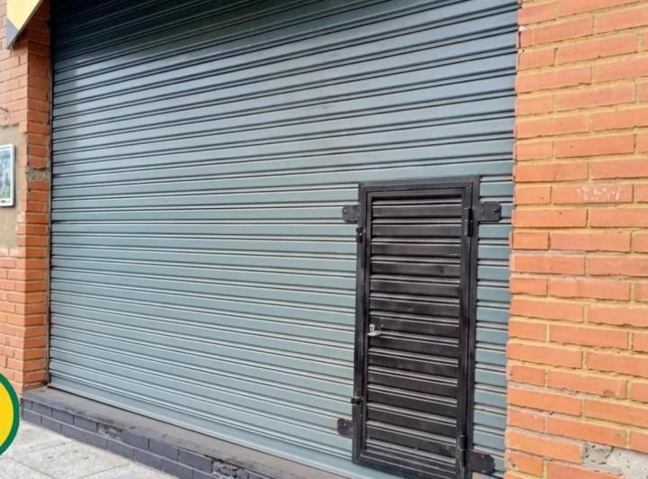 Local comercial · 82m²