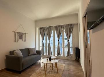 Departamento · 40m² · 2 Ambientes · Venta Departamento 2 Ambientes a La Calle con Balcón – Zona Centro