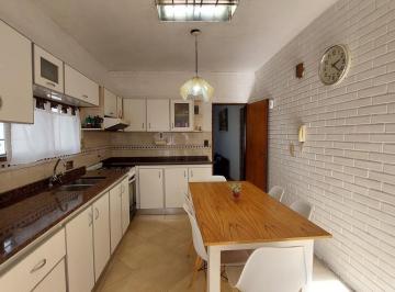 PH · 72m² · 3 Ambientes · PH en Remedios de Escalada Venta