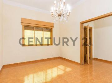Casa · 617m² · 5 Ambientes · Venta Casa + Garage/espacio Industrial - Parque Avellaneda