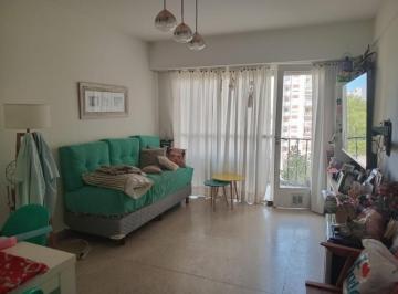 Departamento · 40m² · 2 Ambientes · Oprtunidad - Venta Departamento 2 Ambientes Al Frente con Balcón - Zona Plaza Mitre