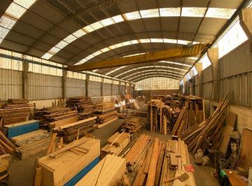 Depósito · 1064m² · 10 Cocheras · Depósito en Lomas de Zamora Este