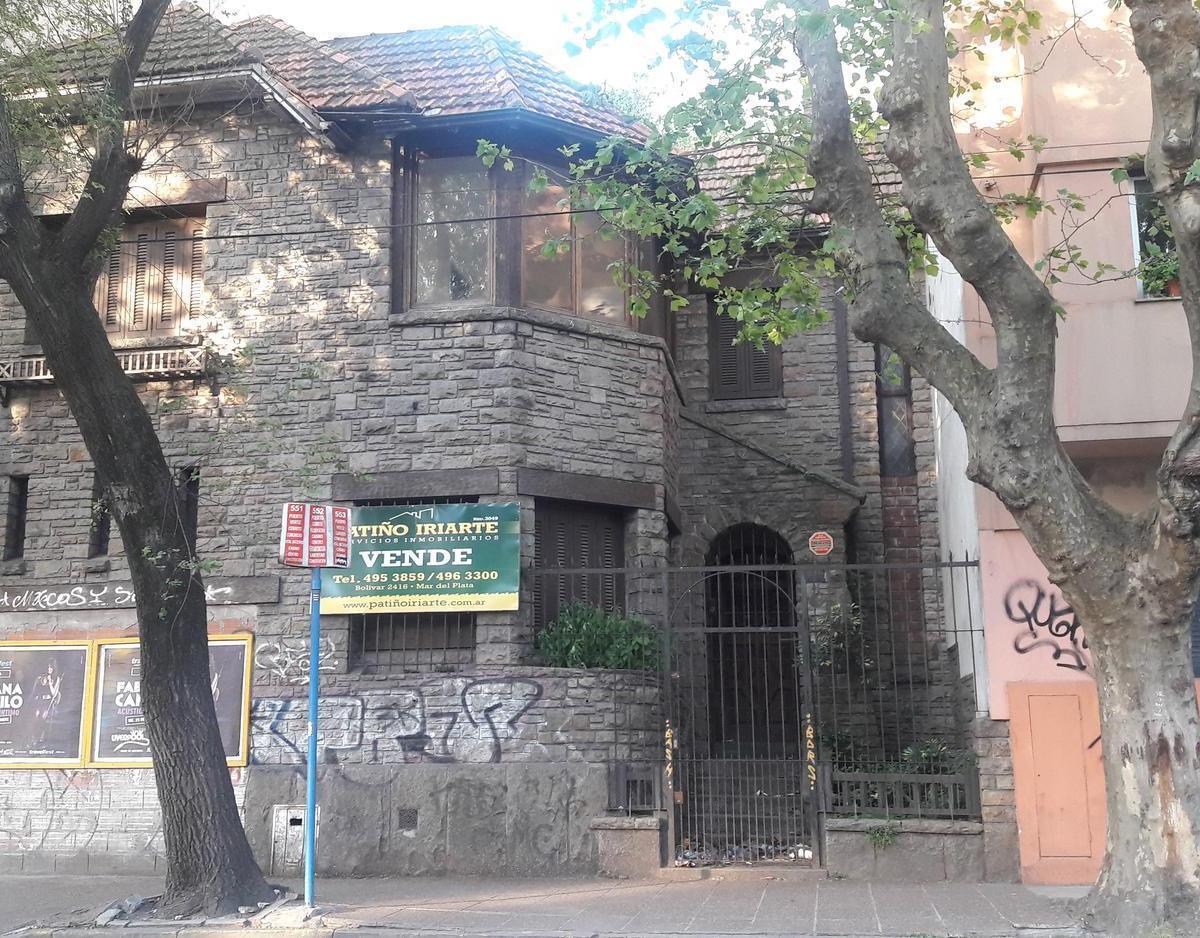 Chalet 4 dorm, 270m² con garaje — Mar del Plata