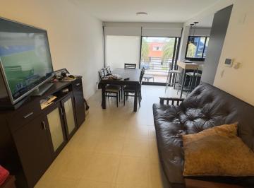 PH · 90m² · 4 Ambientes · 2 Cocheras · PH - Parque Luro
