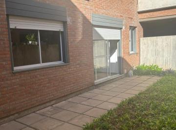 Departamento · 56m² · 3 Ambientes · Departamento Venta Dos Dorm.. Patio con Jardin P. B. Ituzaingo - Necochea