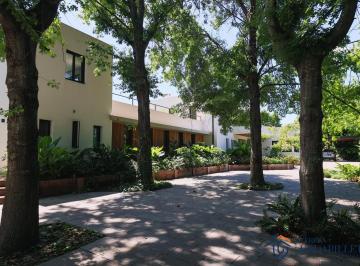Casa · 633m² · 4 Dormitorios · Casa en Venta en Altos de Pilar Estilo Moderno