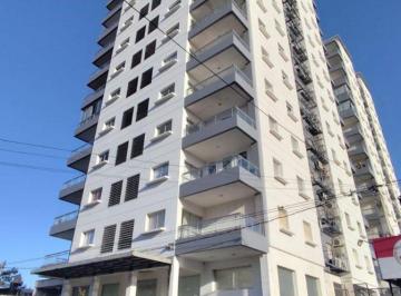 Departamento · 85m² · 4 Ambientes · 1 Cochera · Venta Departamento 3 Dorm. Amoblado en Rcia.
