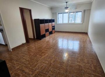 Departamento · 46m² · 2 Ambientes · San Cristóbal: Venta Luminoso Departamento de 2 Ambientes