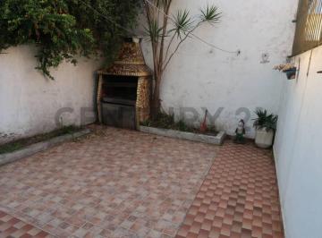PH · 92m² · 3 Ambientes · 1 Cochera · Triplex 3 Ambientes con Garage y Patio en Venta - San Andrés, San Martín