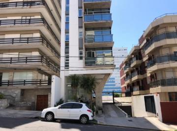 Departamento · 75m² · 3 Ambientes · 1 Cochera · Departamento en Venta en Playa Chica