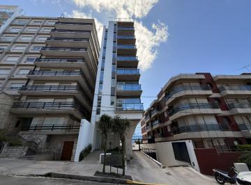 Departamento · 75m² · 3 Ambientes · 1 Cochera · Departamento en Playa Chica