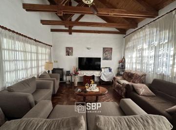 SBP-SBP-283_2 · Casa en Venta en Urca | 2 Dorm | Cochera Doble | Patio con Galería y Asador