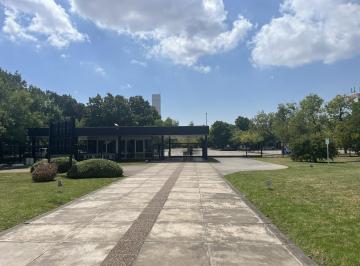 Oficina comercial · 2500m² · 150 Cocheras · Oficina en Victoria