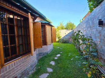Casa · 133m² · 6 Ambientes · 3 Cocheras · Casa en Venta
