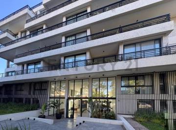 Departamento · 80m² · 3 Ambientes · 1 Cochera · Venta Departamento 3 Ambientes - Ituzaingo Centro
