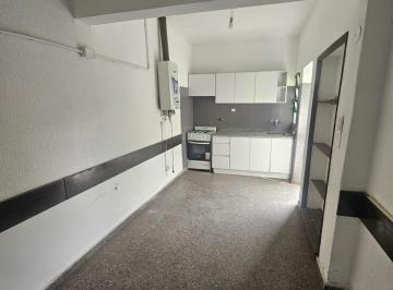 Casa · 123m² · 4 Ambientes · Tucuman 4200, Casa Al Frente, Garage, Patio, Terraza, Apta Ampliacion El Planta Alta