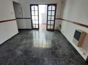Departamento · 65m² · 5 Ambientes · Con Patio y Terraza - Inmejorable Ubicacion - Sin Expensas