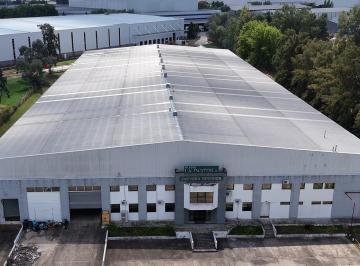 Bodega-Galpón · 8000m² · Deposito Industrial en Parque Industrial Pilar