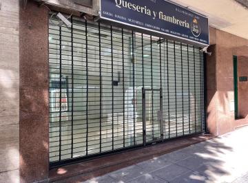 Local comercial , Recoleta · Dueño Directo Alquila Excelente Local Comercial Semi Esquina en Recoleta a Metro