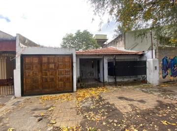 Departamento · 85m² · 2 Dormitorios · 1 Cochera · PH en Venta, Quesada 1159 Ituzaingó