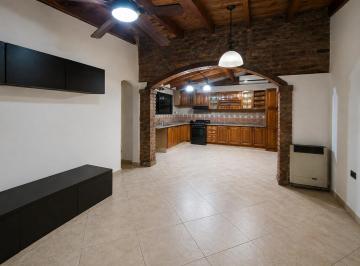 Casa de 6 ambientes, Godoy Cruz · Casas en Alquiler con Departamento Incluido en Gooy Cruz Villa Hipodromo