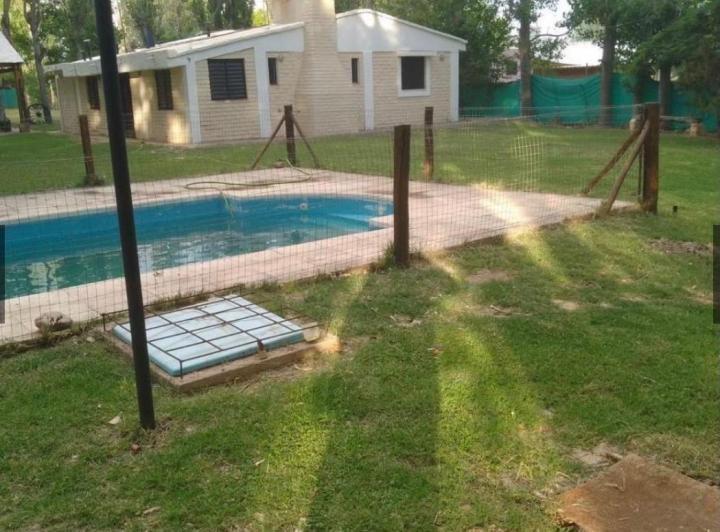 Casa · 160m² · 6 Ambientes · 2 Cocheras