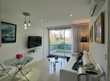 Departamento · 32m² · 2 Ambientes · 1 Cochera · Departamento Esquinero un Domitorio a La Venta