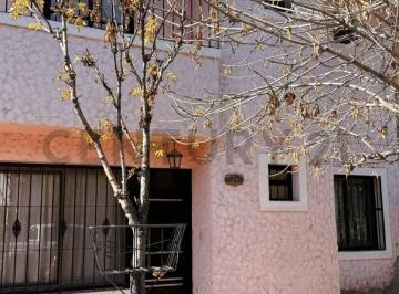 Casa · 98m² · 3 Ambientes · Venta de Duplex. Guaymallen. Villa Nueva.
