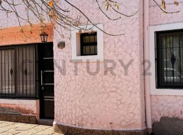 Casa · 98m² · 3 Ambientes · Venta de Duplex. Guaymallen. Villa Nueva.