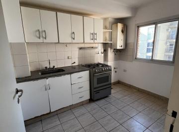 Departamento · 60m² · 5 Ambientes · 1 Cochera · Alquiler Departamento 2 Dorm. con Cochera en Barrio Pueyrredon