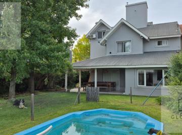 Casa · 200m² · 6 Ambientes · 2 Cocheras · Casa en Venta o en Alquiler Barrio Cerrado Tres Horquetas