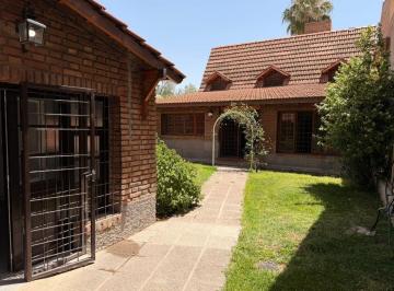 Casa · 342m² · 9 Ambientes · 2 Cocheras · Venta Casa + Loft Quincho Bombal Sur Apta Crédito