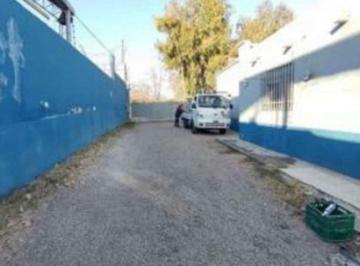 Bodega-Galpón · 1650m² · Galpon en Alquiler Guaymallén Mendoza con Oficinas