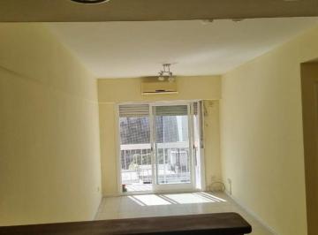 Departamento · 36m² · 2 Ambientes · Venta Dpto 2 Amb Fte Balcon Luminoso en Caballito