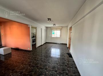 Departamento · 84m² · 5 Ambientes · Departamento en Villa Lugano