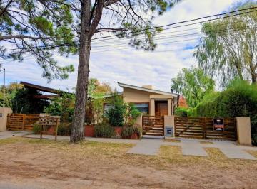 Casa · 119m² · 3 Ambientes · Casa en Venta - 2 Dorm. 2 Baños - San Bernardo del Tuyu