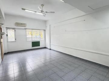 Local comercial · 285m² · Local Comercial en Alquiler - 3 Plantas - Nuñez