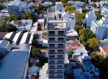 Departamento · 40m² · 2 Ambientes · Departamento - Venta 1 Dormitorio - Contrafrente - 45 m - Pozo - Av 7 - La Plata