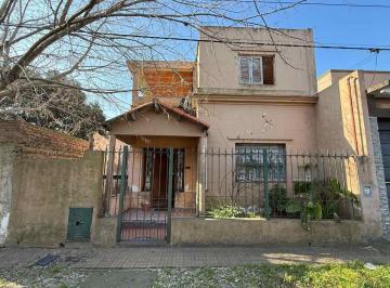 Casa · 135m² · 3 Ambientes · Casas en Venta La Plata