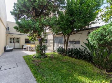 Casa · 177m² · 4 Ambientes · 2 Cocheras · Venta Casa 4 Ambientes con Jardin y Cochera Lugano