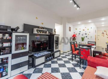 Departamento · 54m² · 3 Ambientes · Venta Departamento 3 Ambientes Reciclado en Flores