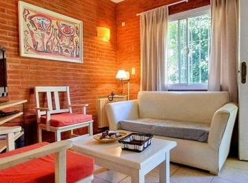 Departamento · 81m² · 4 Ambientes · 1 Cochera · Triplex Venta 4 Ambientes Pinamar Cochera Patio