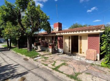 Casa · 202m² · 5 Ambientes · 3 Cocheras · Venta Casa en La Falda