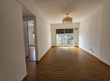 Departamento · 38m² · 2 Ambientes · Venta 2 Amb. Balcón Apto Credito! Oportunidad!