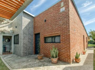 PH · 76m² · 4 Ambientes · 2 Cocheras · Casa en Venta La Plata en PH