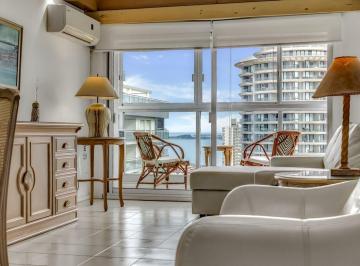 Departamento · 57m² · 3 Ambientes · 1 Cochera · Venta Apartamento Garaje Piscina Punta del Este