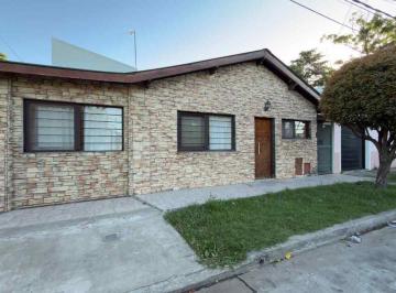 PH · 52m² · 3 Ambientes · Venta PH 3 Amb Pb Frente Indpte S/expensas Caseros